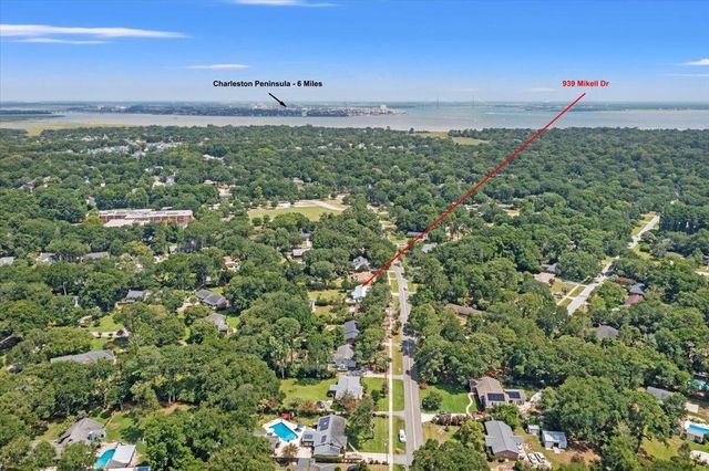 939 Mikell Drive, Charleston, SC 29412