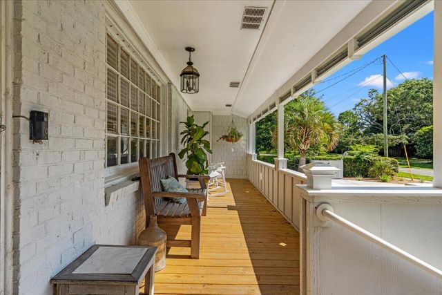 939 Mikell Drive, Charleston, SC 29412