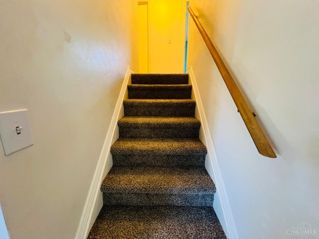 5360 Burgundy Place, Fairfield, OH 45014