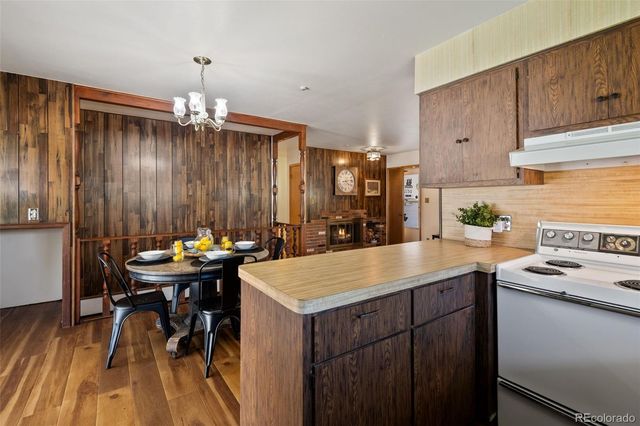 1150 W Radcliff Avenue, Englewood, CO 80110