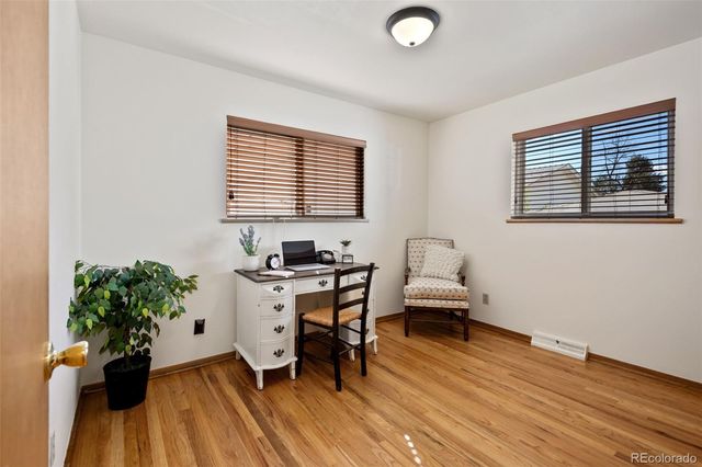 1150 W Radcliff Avenue, Englewood, CO 80110