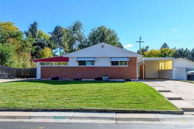 1150 W Radcliff Avenue, Englewood, CO 80110