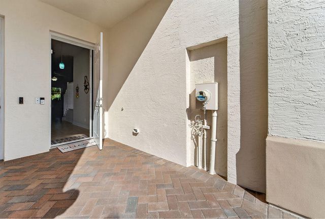 6635 SE Woodmill Pond Lane 6635, Stuart, FL 34997