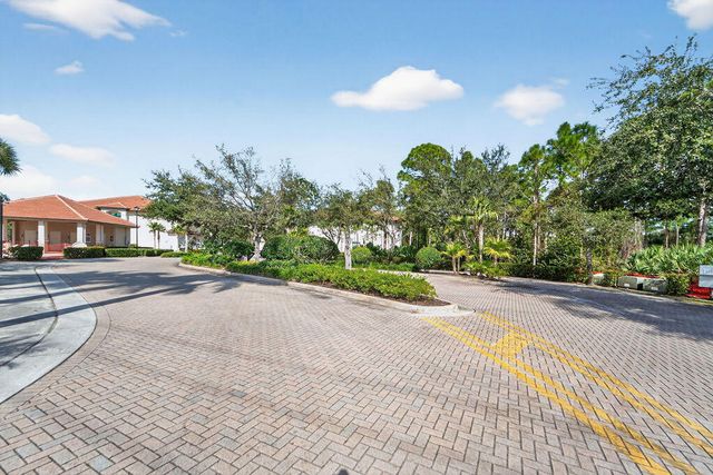 6635 SE Woodmill Pond Lane 6635, Stuart, FL 34997