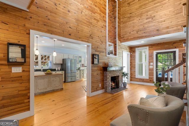 527 Main Street, Suwanee, GA 30024