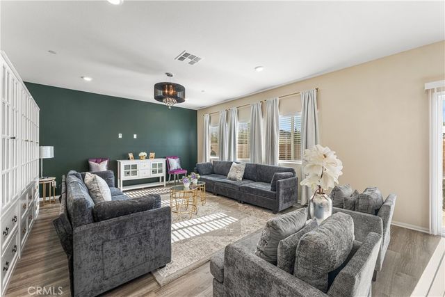 44325 Moccasin Place, Lancaster, CA 93536