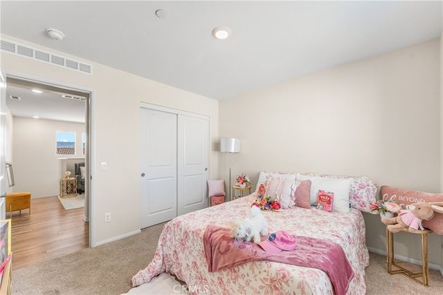 44325 Moccasin Place, Lancaster, CA 93536