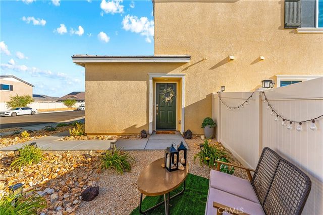 44325 Moccasin Place, Lancaster, CA 93536