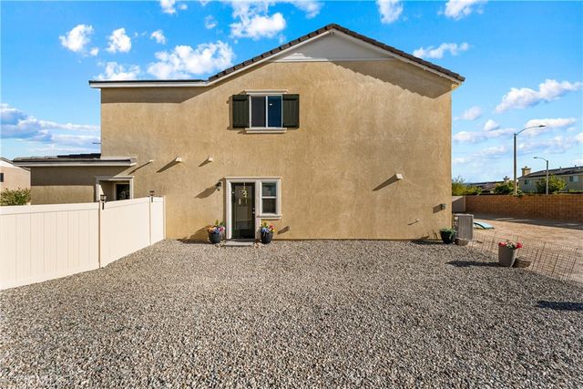 44325 Moccasin Place, Lancaster, CA 93536
