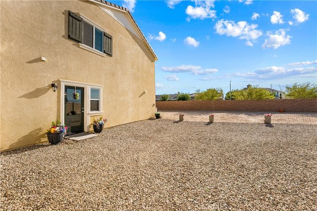 44325 Moccasin Place, Lancaster, CA 93536