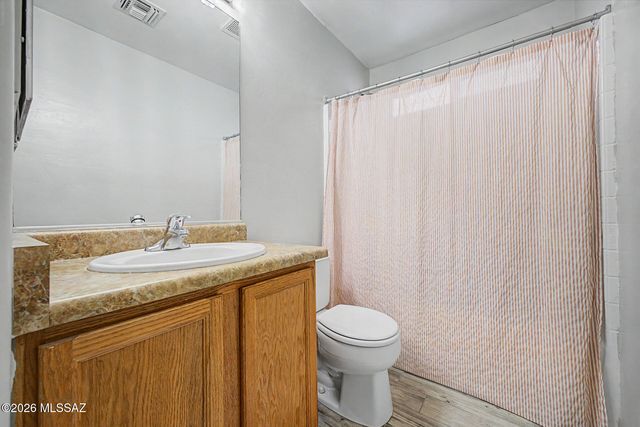 681 W Ash Ridge Drive, Green Valley, AZ 85614