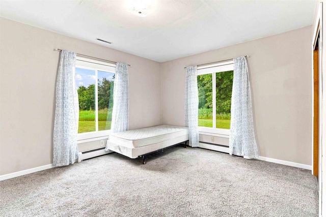 N3421 County KK Road, Hancock, WI 54943