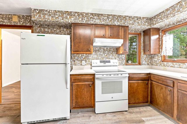 N3421 County KK Road, Hancock, WI 54943