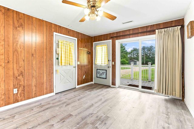 N3421 County KK Road, Hancock, WI 54943