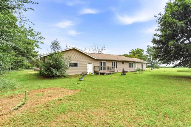 N3421 County KK Road, Hancock, WI 54943
