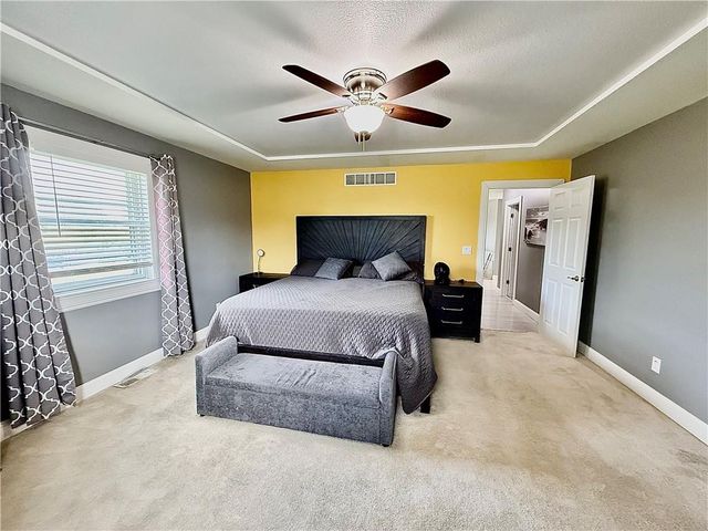 27119 Southridge Drive, Maryville, MO 64468