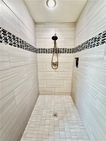 27119 Southridge Drive, Maryville, MO 64468