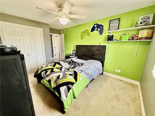 27119 Southridge Drive, Maryville, MO 64468