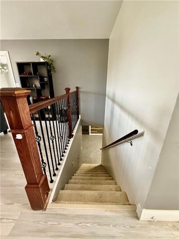 27119 Southridge Drive, Maryville, MO 64468