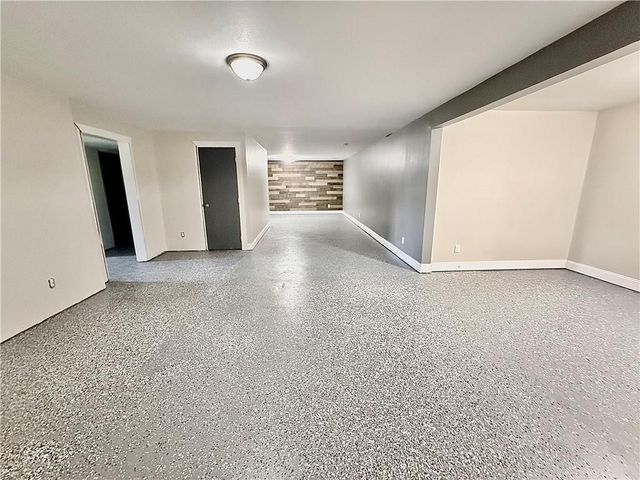 27119 Southridge Drive, Maryville, MO 64468