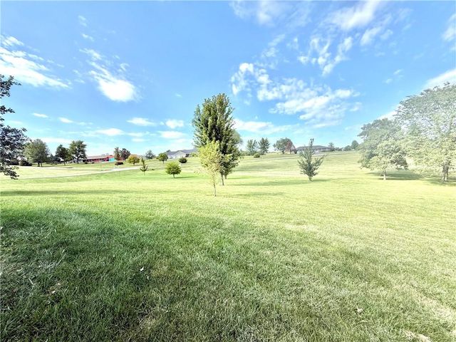 27119 Southridge Drive, Maryville, MO 64468