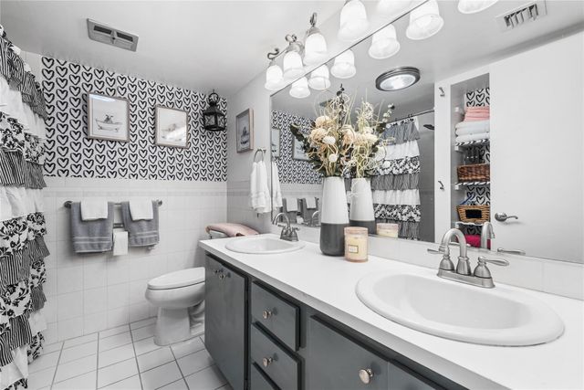 3141 NW 68 Court, Fort Lauderdale, FL 33309