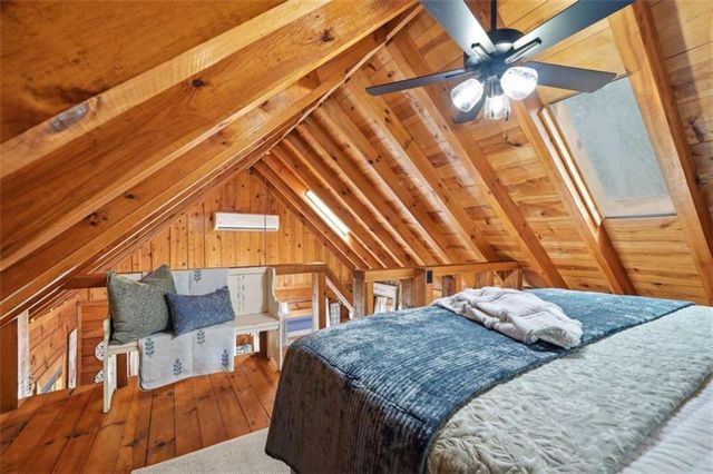 35 Finch Lane, Blue Ridge, GA 30513