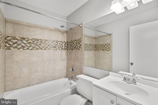 3170 READSBOROUGH CT, Fairfax, VA 22031