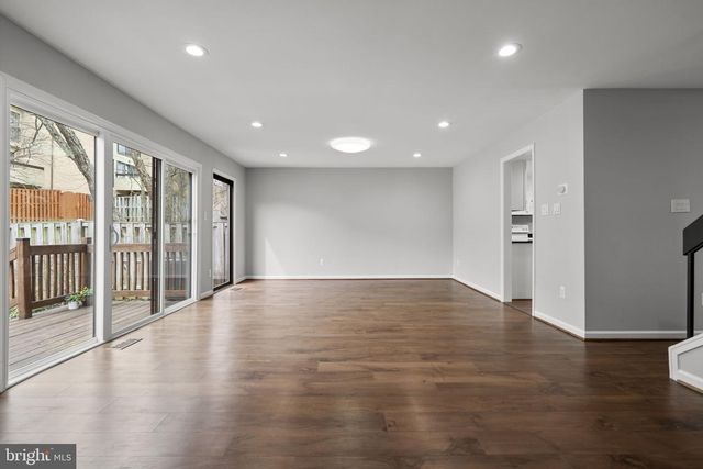 3170 READSBOROUGH CT, Fairfax, VA 22031