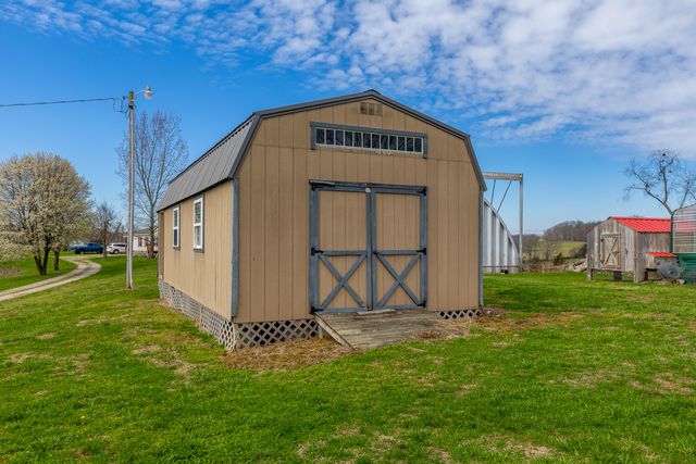 4888 Willailla Road, Brodhead, KY 40409