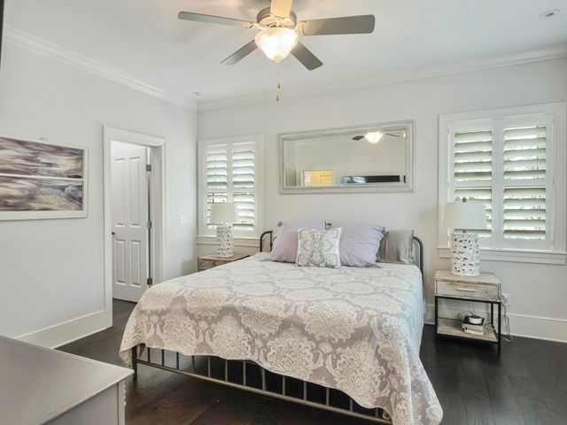 5217 Oak Cove Lane, Hollywood, SC 29449