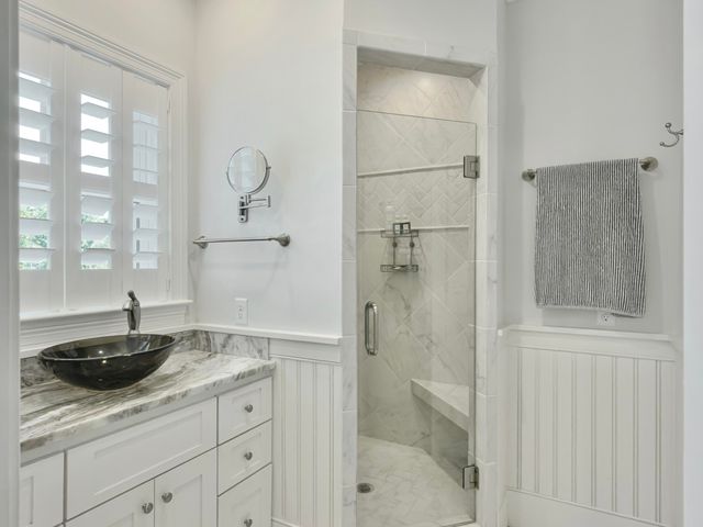 5217 Oak Cove Lane, Hollywood, SC 29449