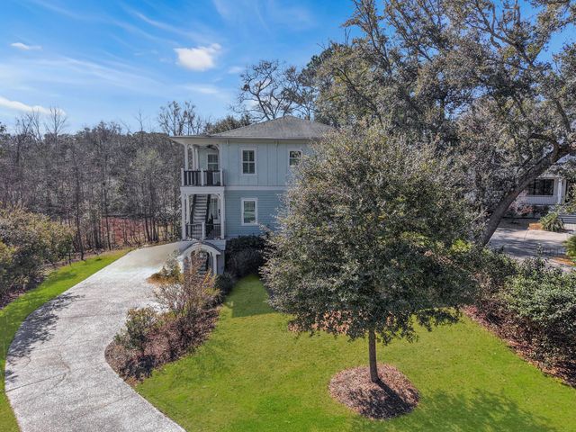 5217 Oak Cove Lane, Hollywood, SC 29449