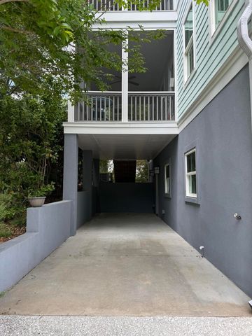 5217 Oak Cove Lane, Hollywood, SC 29449