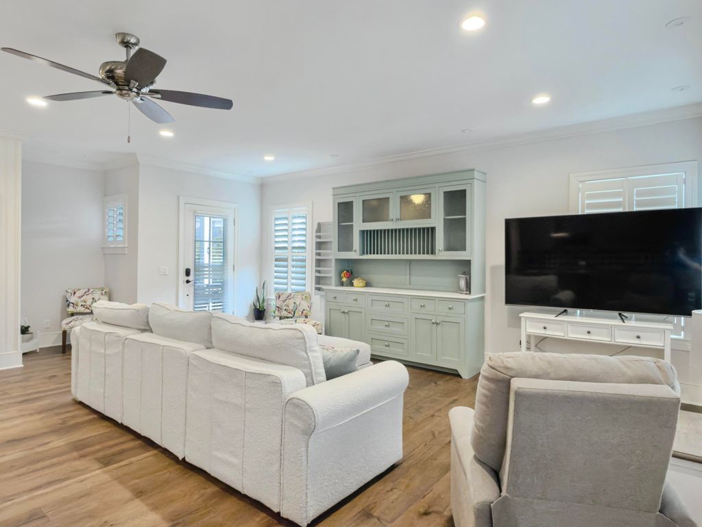 Image 38 of property listing at 5217 Oak Cove Lane, Hollywood, SC 29449