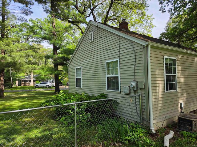 55393 Butternut Road, South Bend, IN 46628