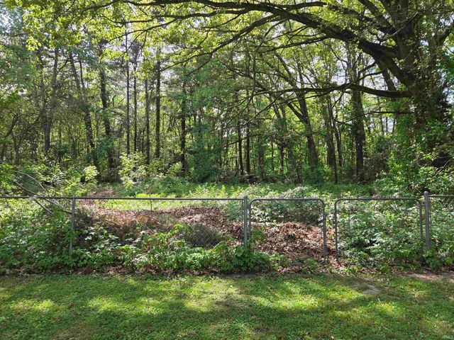 55393 Butternut Road, South Bend, IN 46628