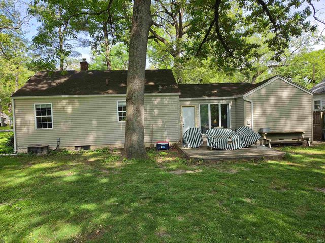 55393 Butternut Road, South Bend, IN 46628