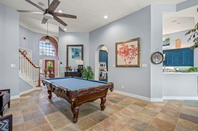 78 Creekwood Drive, Montgomery, TX 77356