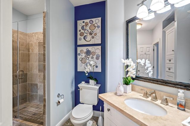 78 Creekwood Drive, Montgomery, TX 77356