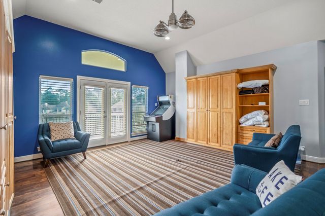 78 Creekwood Drive, Montgomery, TX 77356