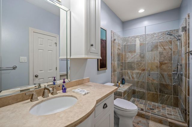 78 Creekwood Drive, Montgomery, TX 77356