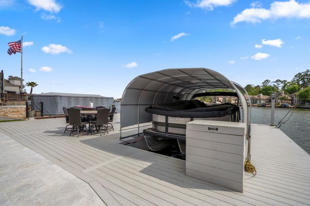 78 Creekwood Drive, Montgomery, TX 77356