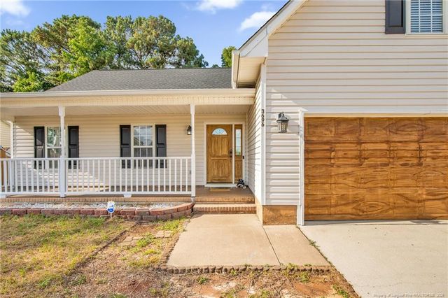 3696 Pioneer Drive, Hope Mills, NC 28348