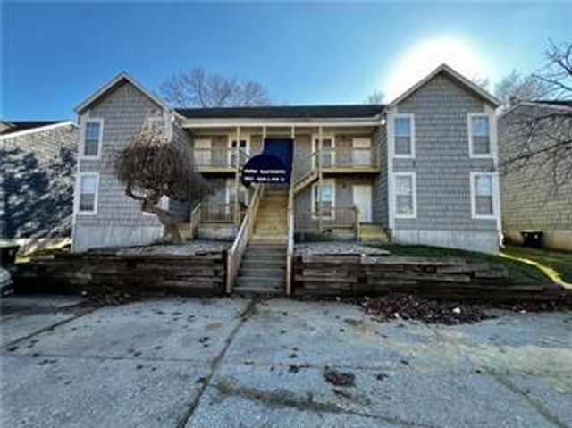 10027 E 67TH Street, Raytown, MO 64113