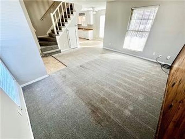 10027 E 67TH Street, Raytown, MO 64113