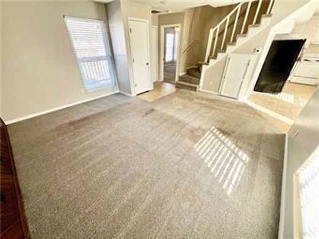 10027 E 67TH Street, Raytown, MO 64113