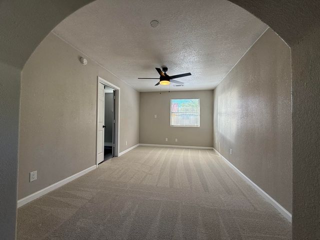 600 KATHERINE Street, Moriarty, NM 87035