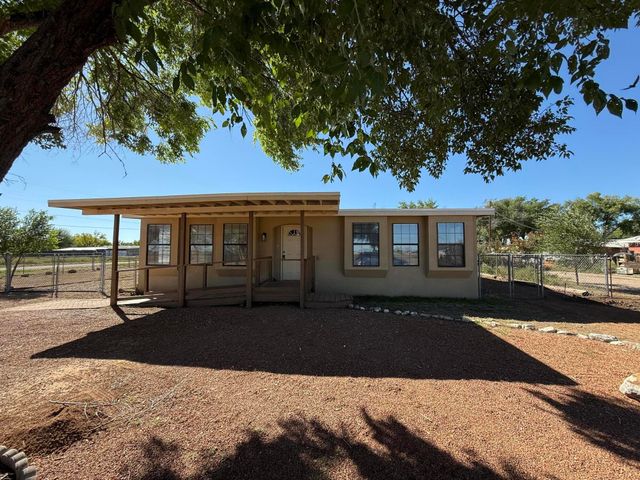 600 KATHERINE Street, Moriarty, NM 87035