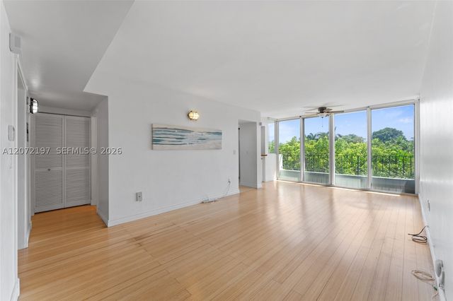 2539 S Bayshore Dr PH2F, Miami, FL 33133